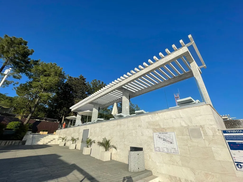 Лазурные апартаменты на берегу моря в отеле Лучезарный Резорт 4