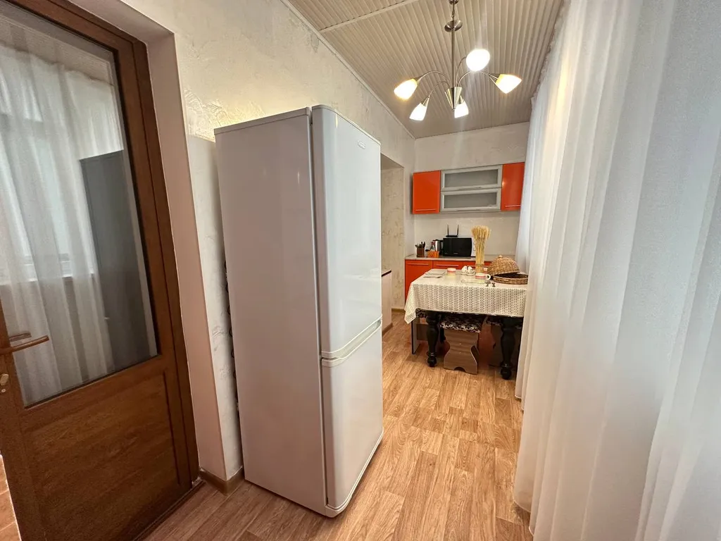 Уютная 2-комнатная и квартира не далёко от центра