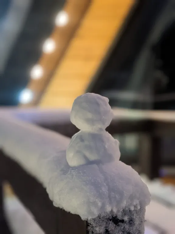 Коттедж Треугольный коттедж на берегу реки Лава — Ручьи