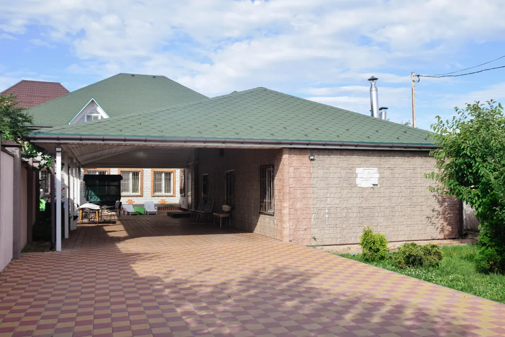 7-комнатный Дом