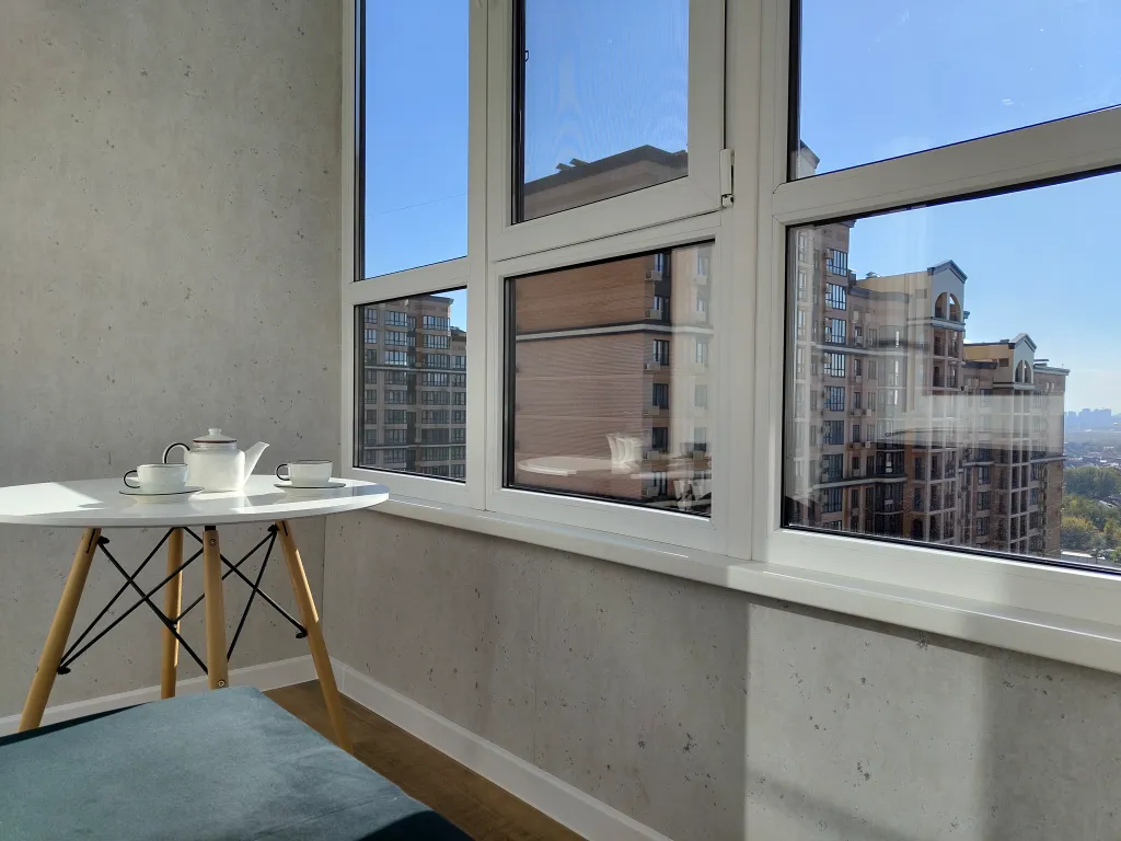 Стильная двухкомнатная квартира рядом с Экспоград-Юг