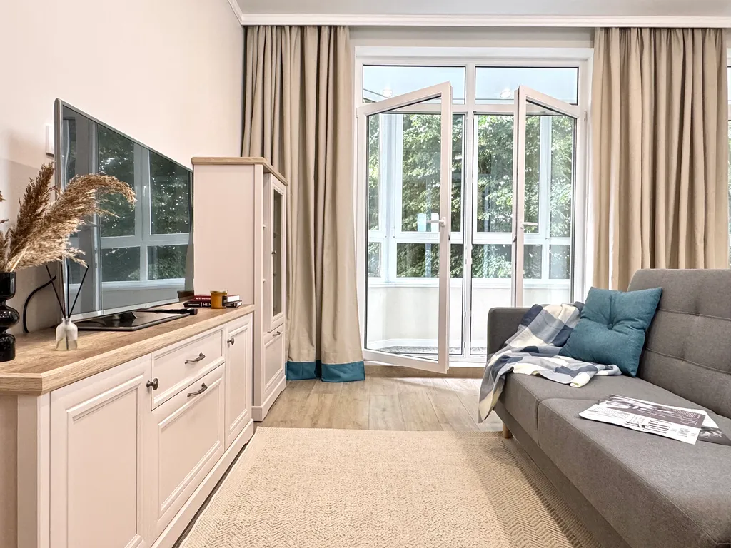 Квартира 70 кв. м. в новом доме на Леонова