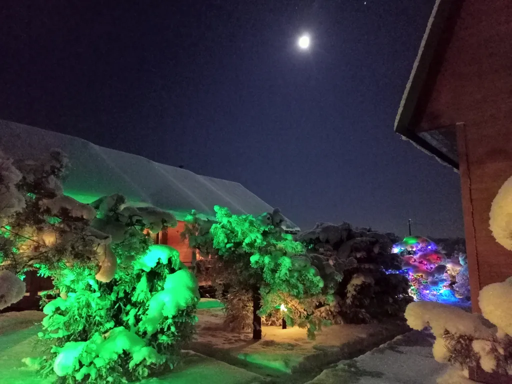 Дом на берегу Красного озера