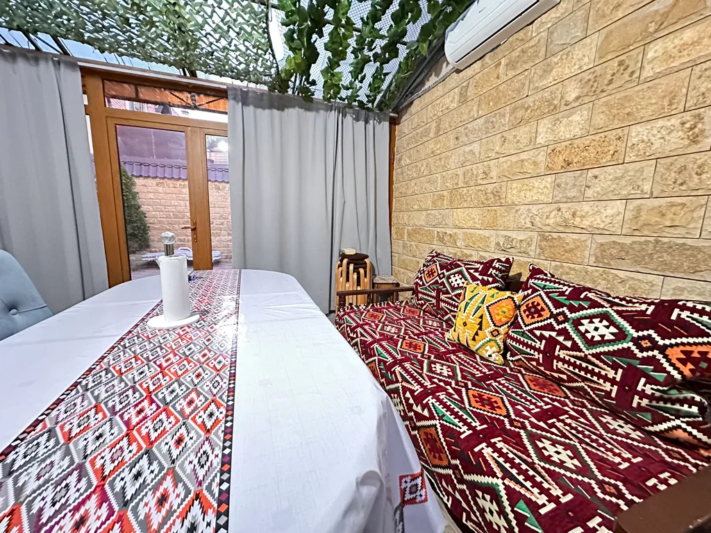 Большой 3х-этаж. дом на берегу моря