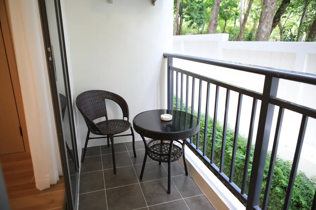 Милая квартира с отдельной спальней около моря Пляж Камала