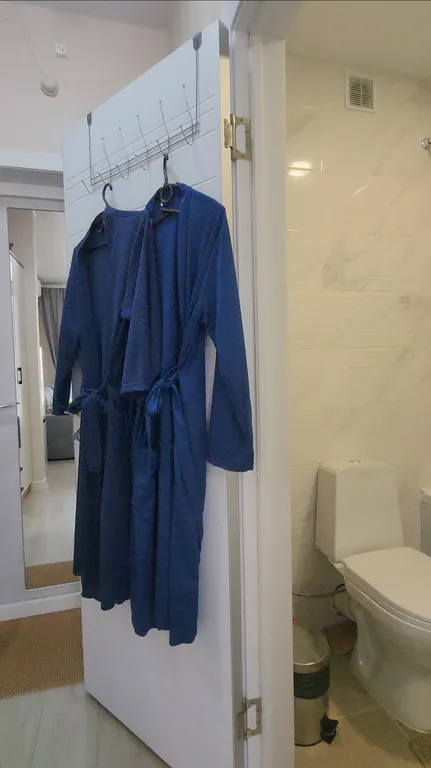 Уютная студия с видом на бассеин