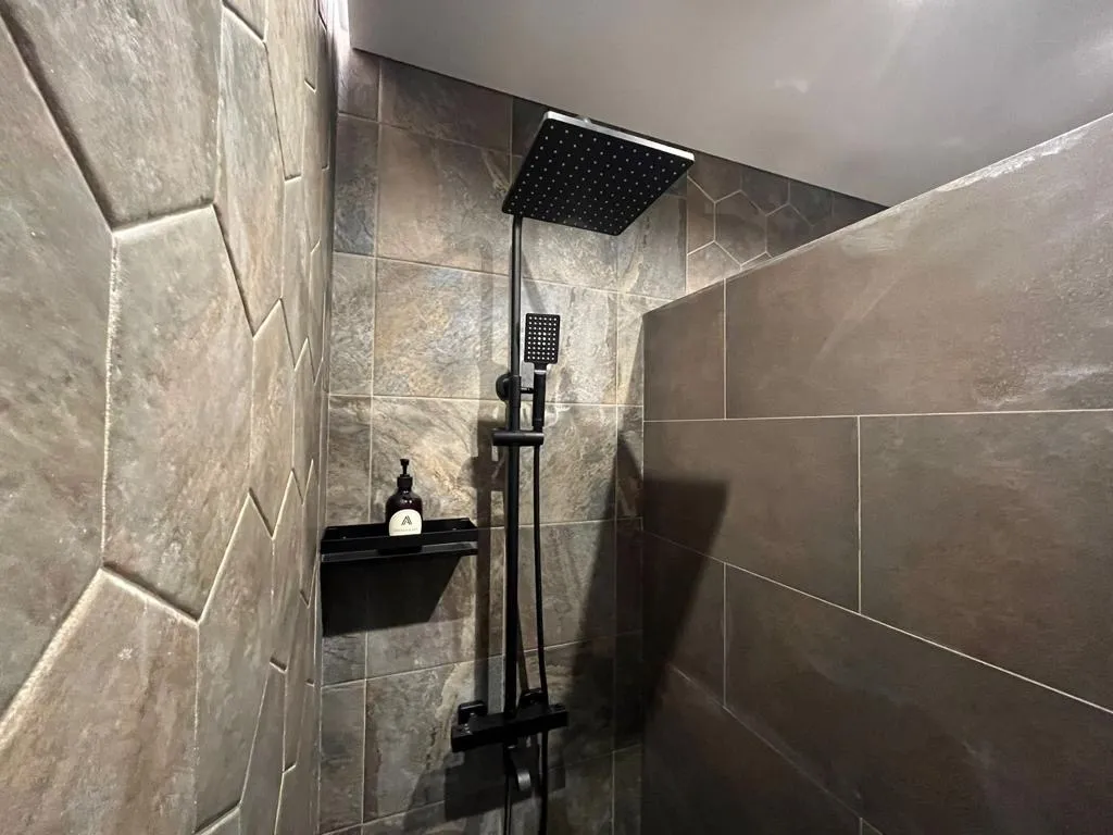 Видовые апартаменты с проектором и PS4 на 17-м этаже