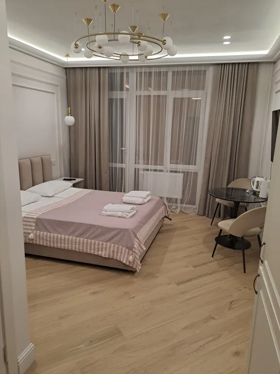 2х местный номер с балконом в центре Домбая