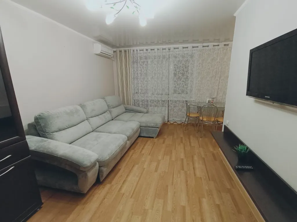 Квартира Уютная квартира на ул.Спортивной — Самара