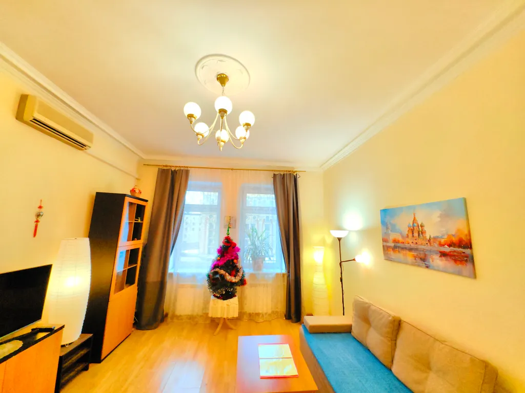 Квартира с видом на Кремль