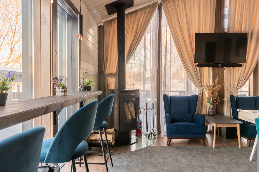 Дом у озера #1