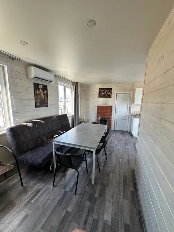 Дом на воде с баней