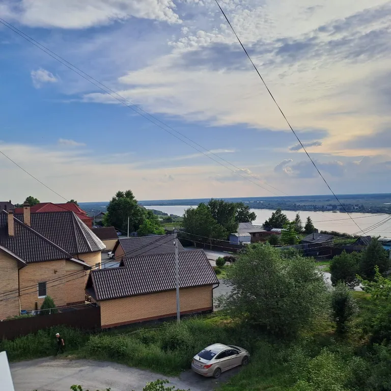 Уютная квартира с прекрасным видом на Иртыш, рядом с Кремлем