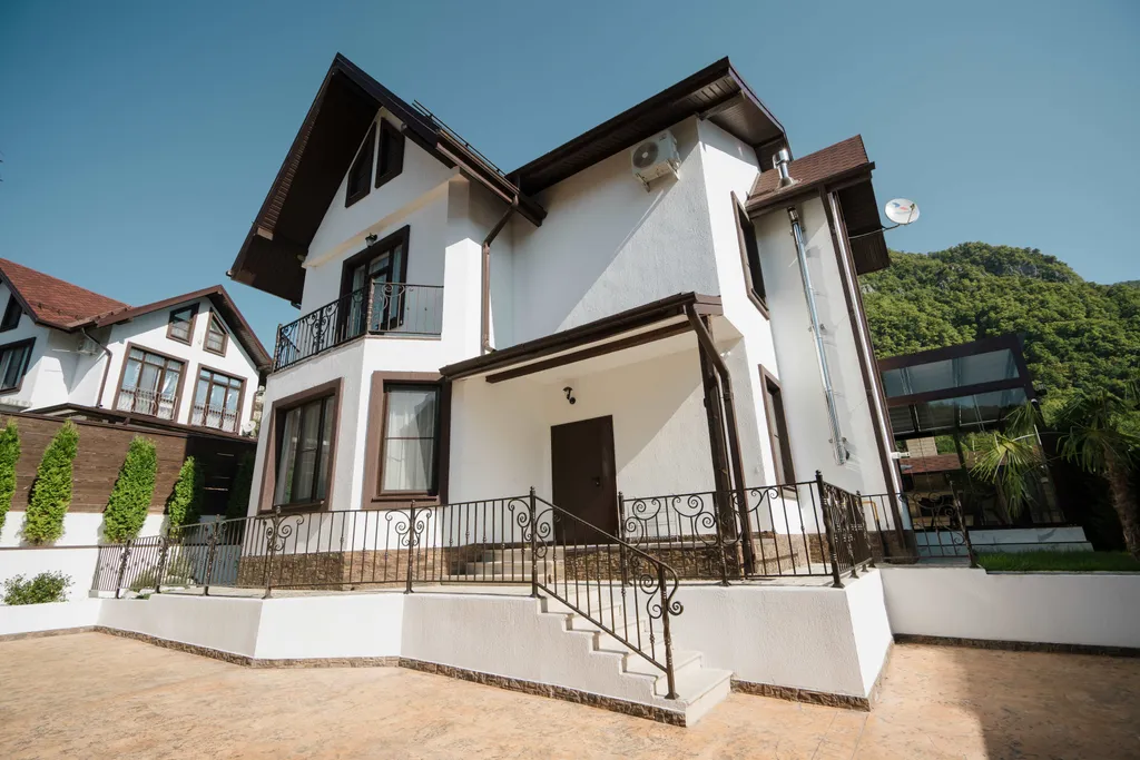 Вилла с бассейном и панорамной баней