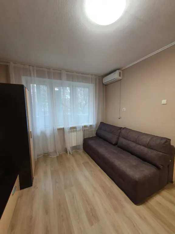 Чистая Уютная 1-я Квартира в хорошем расположении западного района