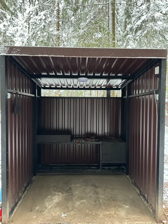 Уютный дом с баней в лесу