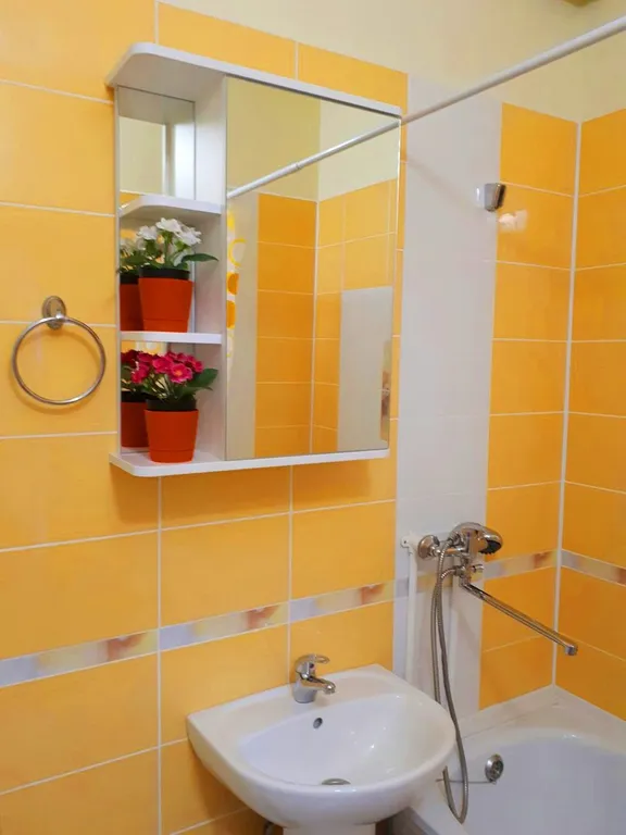 Светлая квартира в районе южного автовокзала