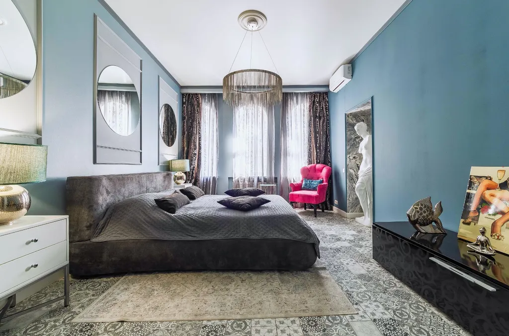 Эксклюзивныe апартамeнты в стилe поп-apт на Невском проспекте