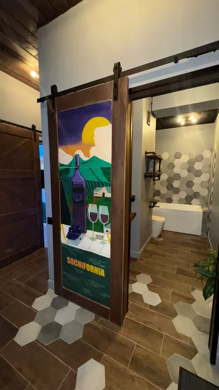 Апартаменты Sochifornia в центре Красной Поляны