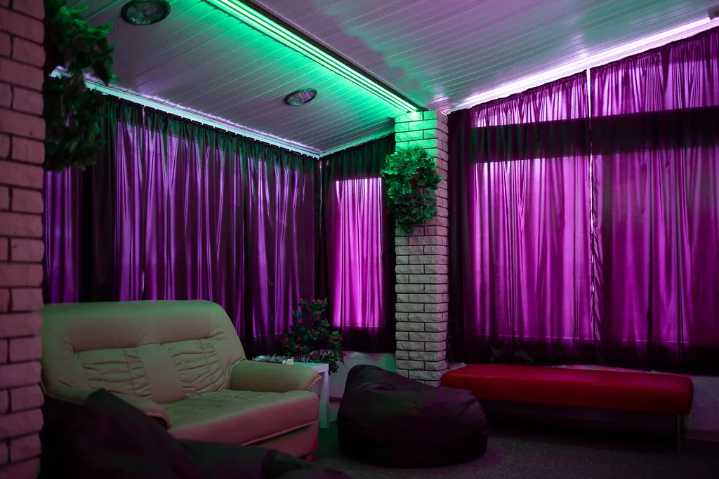 Коттедж 200м2 среди трех озер