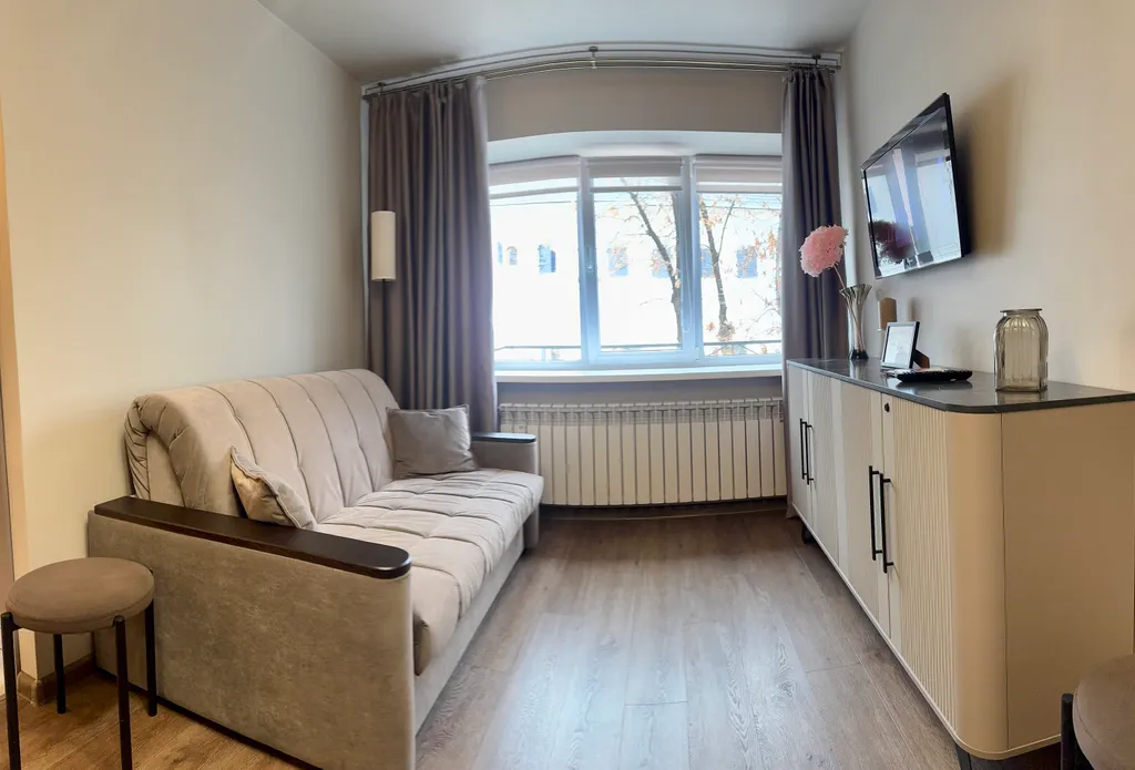 Квартира в бежевых тонах с видом на Поганкины палаты