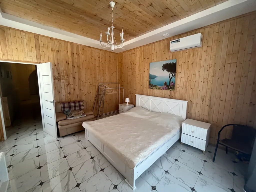 Просторные апартаменты 170 кВ м с 2 озерами и лаунж зоной