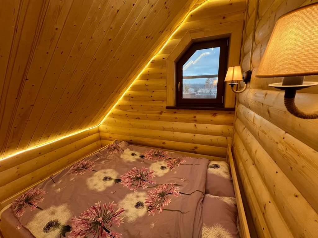 Загородный коттедж из сруба с баней, чаном, купелью и мангальной зоной