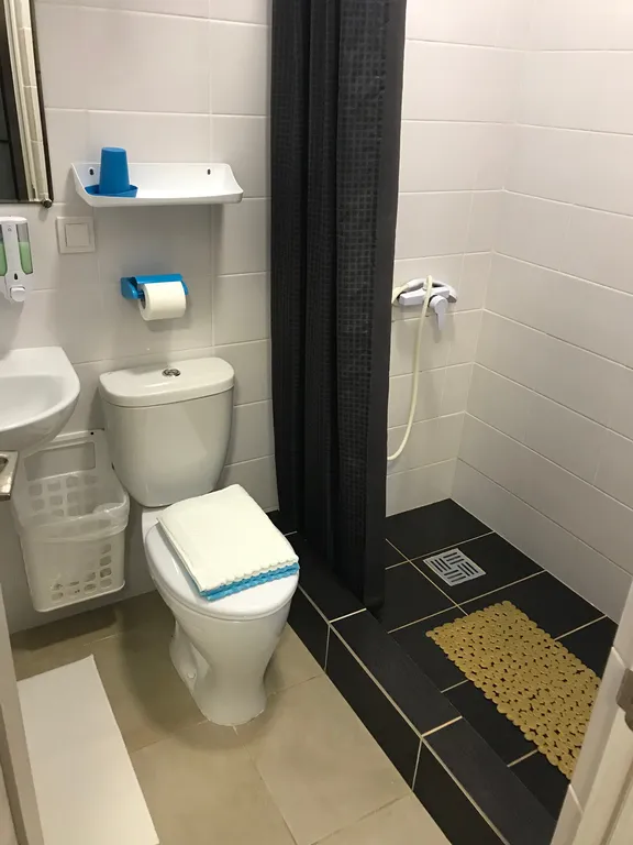 Семейный номер, с видом во двор