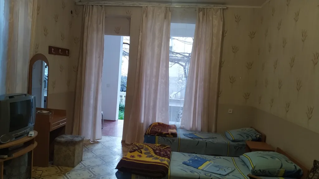 4-х местный номер № 1 до моря 400 метров