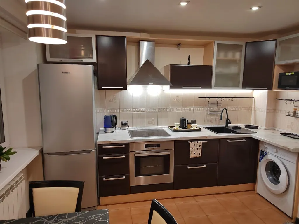 Квартира 2х комнатная квартира на Тополиной аллее — Владивосток