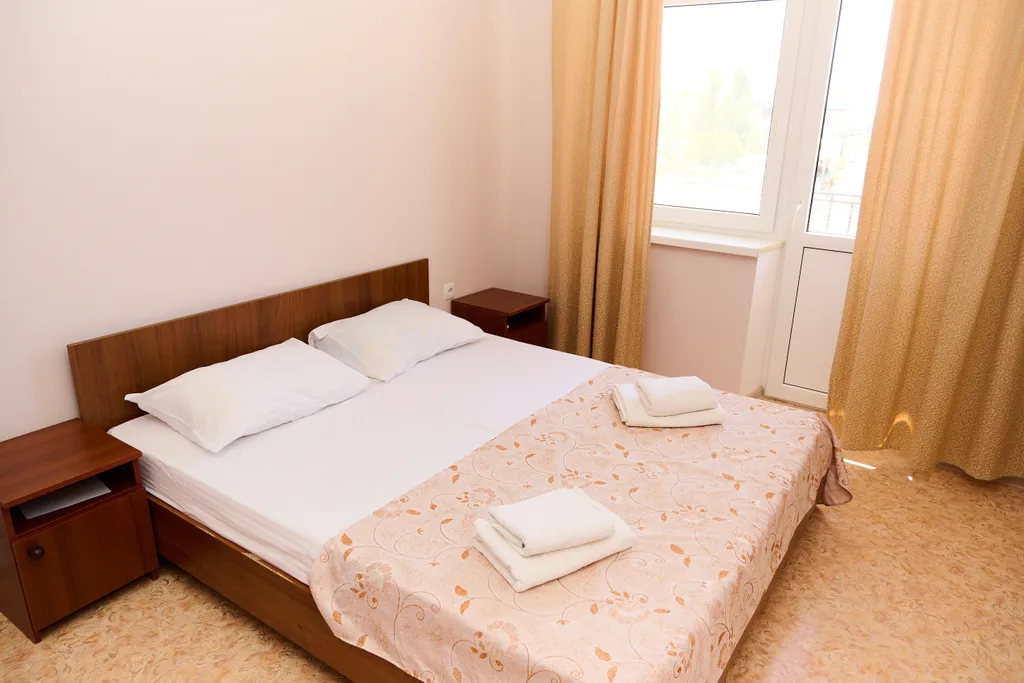 Квартира Квартира Двухкомнатный семейный люкс с балконом — Судак