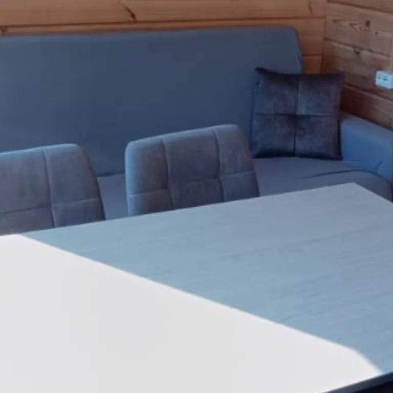 Дома для отдыха "Ипиней" С видами на домашние вулканы, город, бухту