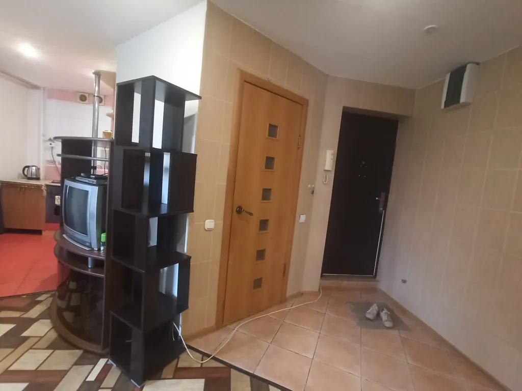 Студия, для командированных, в центре на набережной