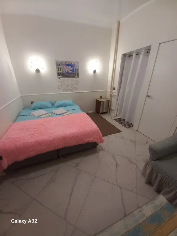 Квартира Недорогой уютный номер в семейном мини отеле — аренда посуточно в Краснодар