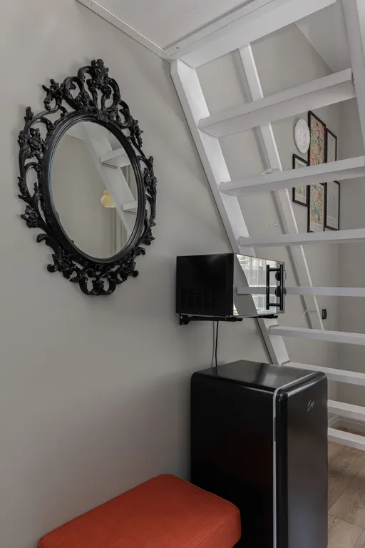 Квартира Квартира Уютная студия у метро. Заезд бесконтактно. Отчётные документы — Москва