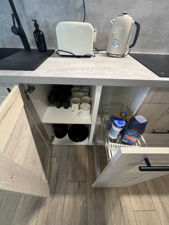 Просторный дом Елка с панорамными окнами в тихом месте