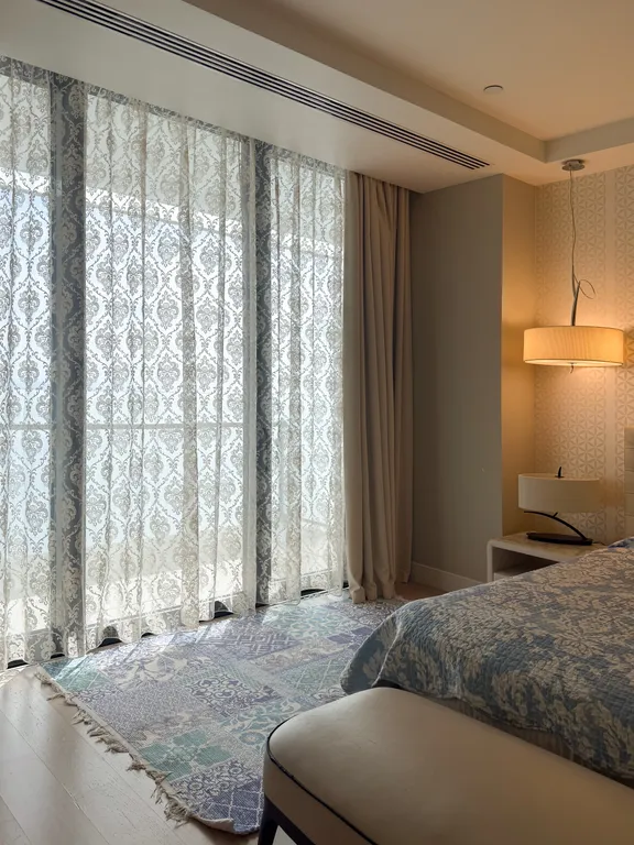 Видовые апартаменты в элитном отеле Гранд Карат