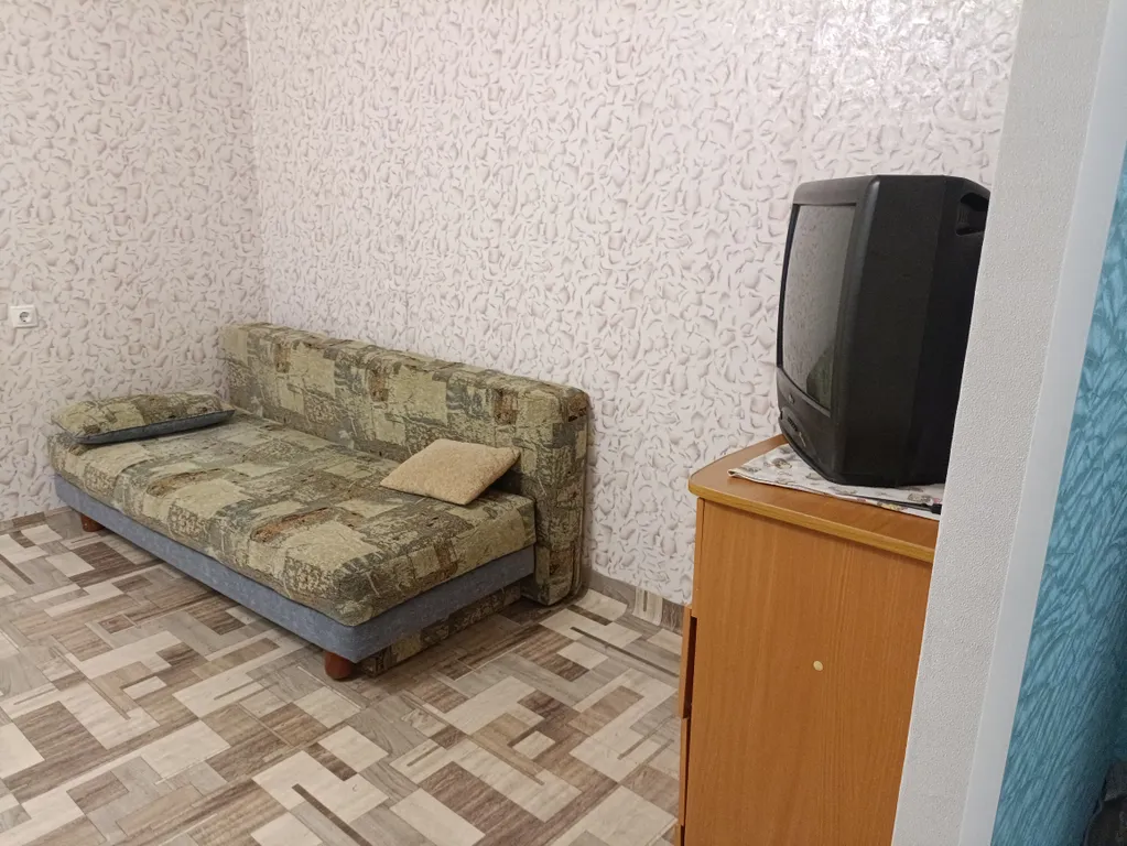 Квартира в центре Солнечного у парка и ТЦ