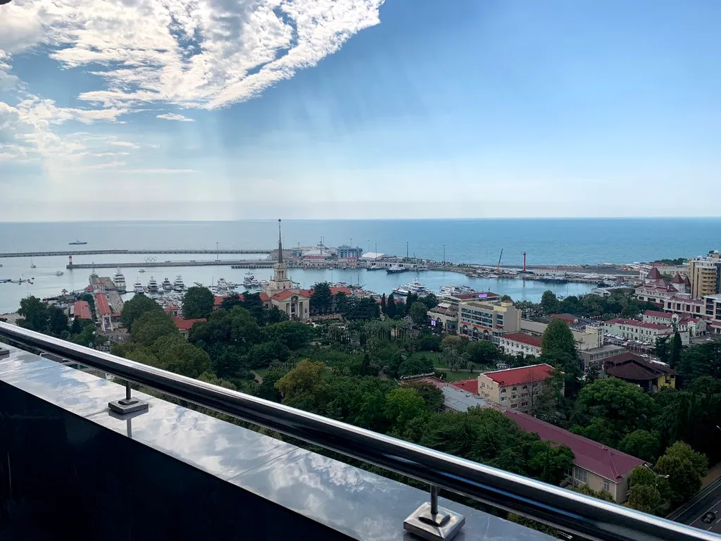 Квартира Квартира с шикарным видом на море и морпорт — Сочи