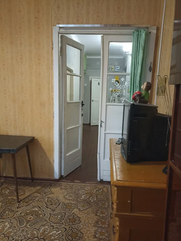 Комната в коммуналке