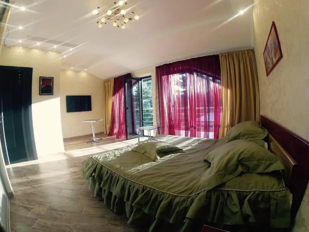 2-комнатная Квартира — аренда посуточно в Ольгинка