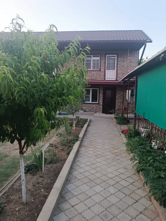 Уютный домик в тихом месте