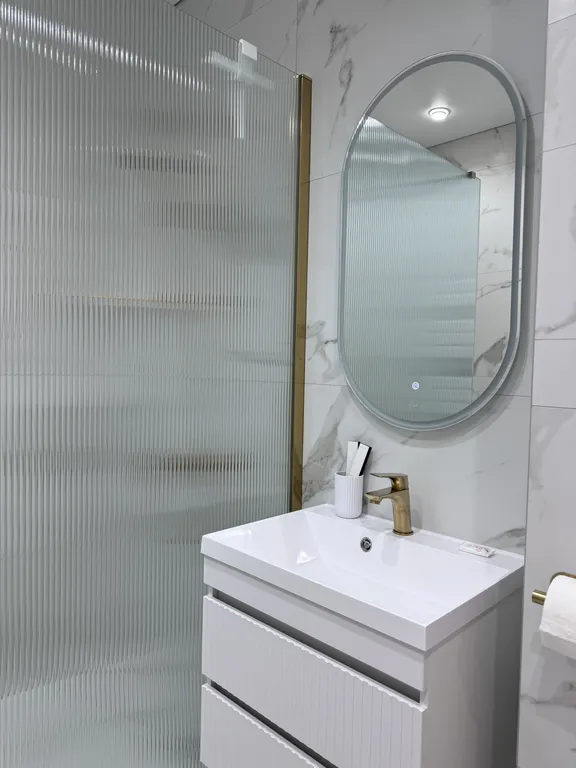 Дизайнерский апартамент с видом на море