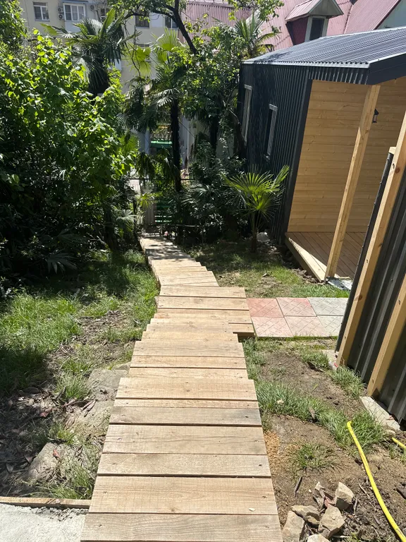 Уютный эко- домик в центре Хосты