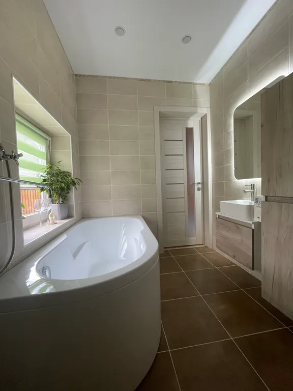 Дом с сауной недалеко от озера