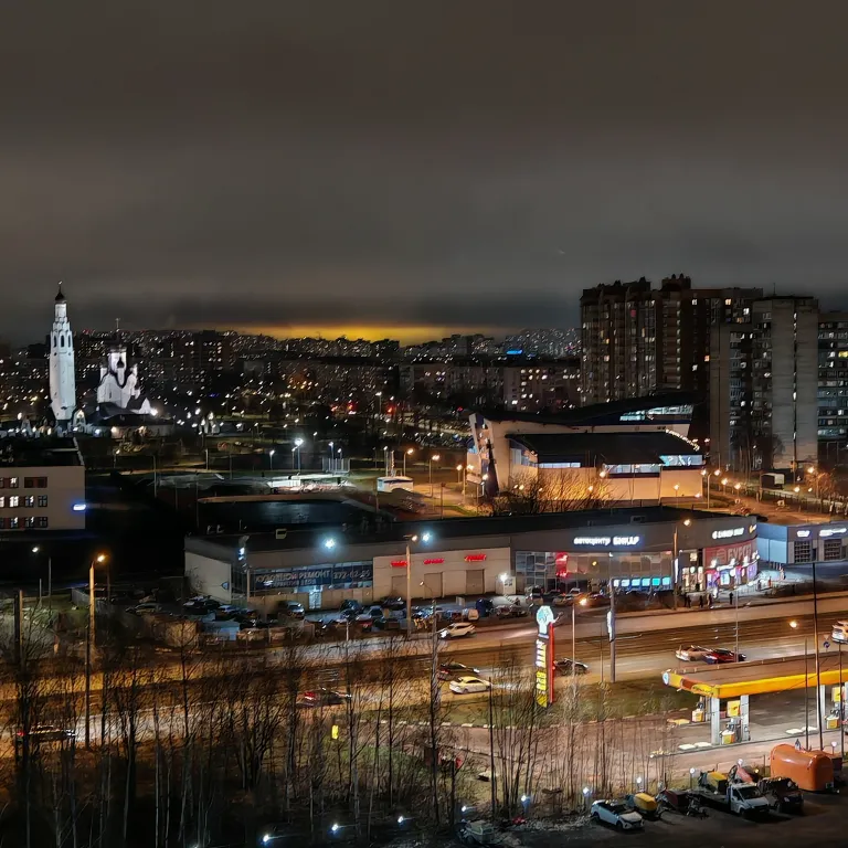 Уютная квартира рядом с Невой