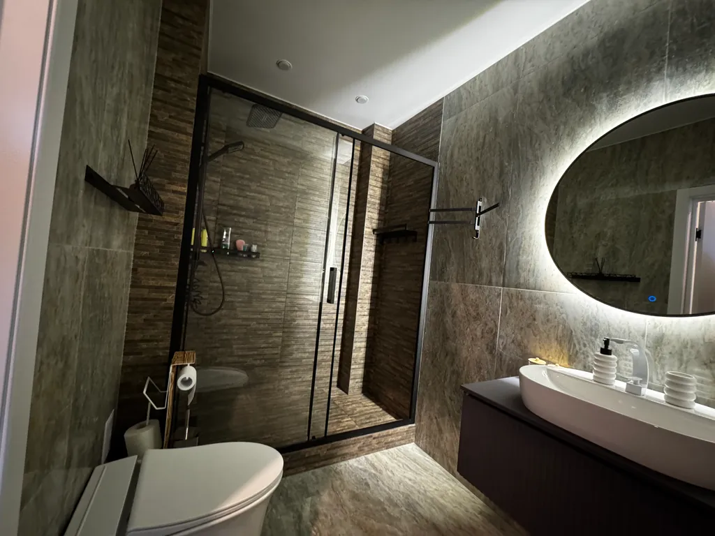 Новая квартира в премиальном жилом комплексе с бассейном