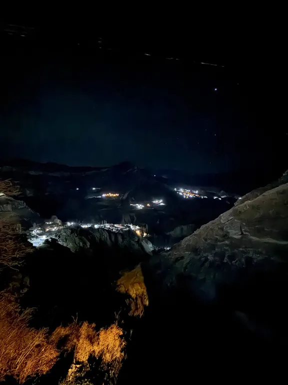 Роскошный эко дом Аквамарин с террасой у водопада и леса