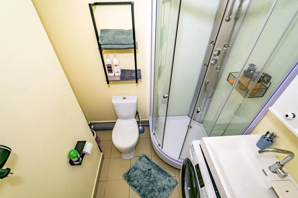 Студия в современном районе в современном районе