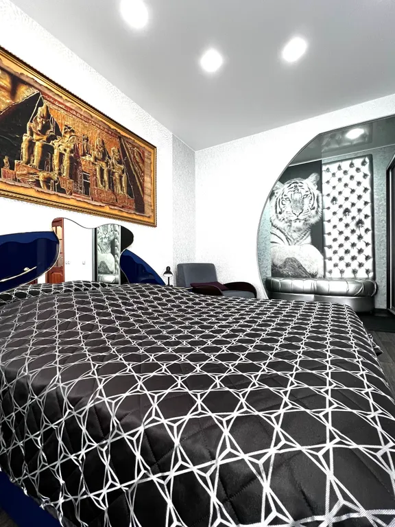 Студия люкс в центре Ангарска, Район Площадь, Администрация города